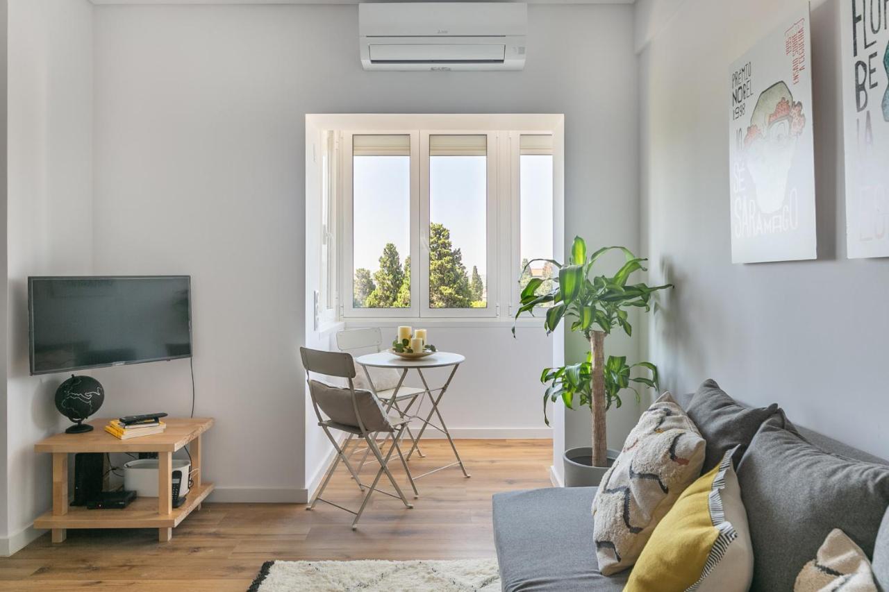 Spacious Apt Campo D'Ourique With Ac 리스본 외부 사진