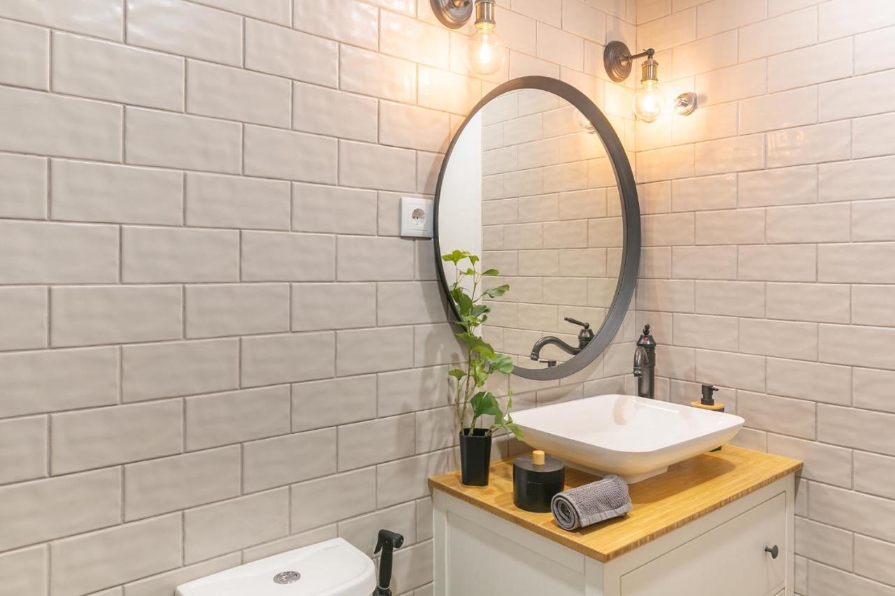 Spacious Apt Campo D'Ourique With Ac 리스본 외부 사진